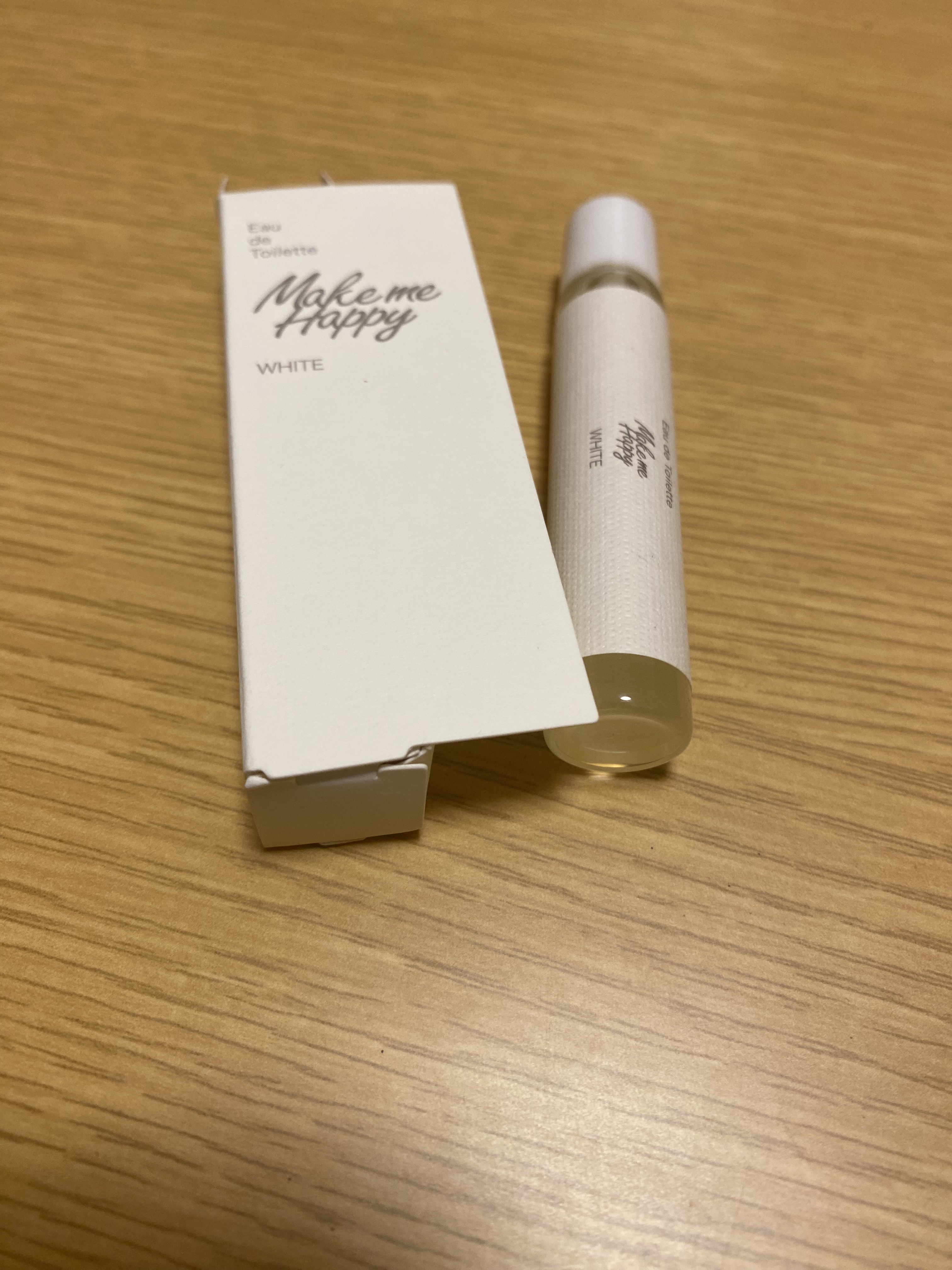 メイクミーハッピー オードトワレ WHITE/キャンメイク/香水(レディース)を使ったクチコミ（2枚目）