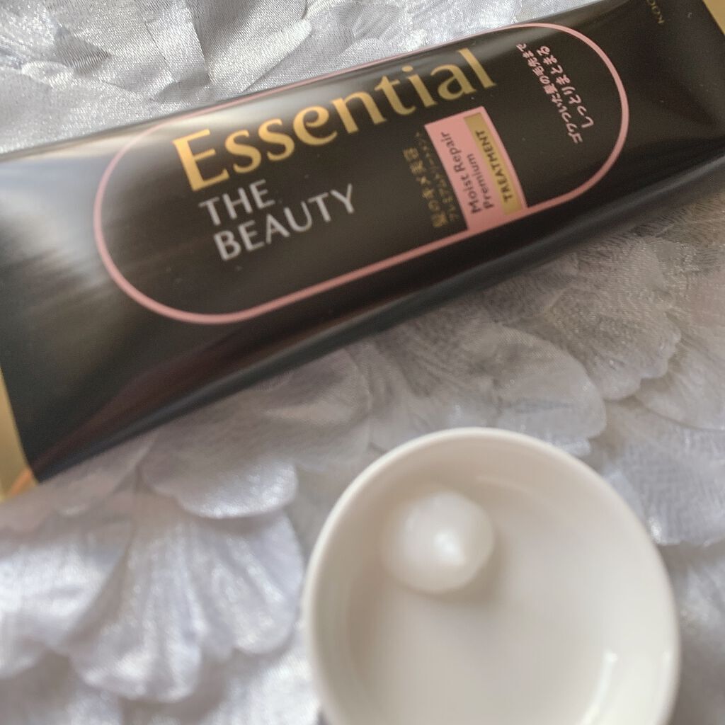 THE BEAUTY 髪のキメ美容プレミアムトリートメント<モイストリペアプレミアム>/エッセンシャル/洗い流すヘアトリートメントを使ったクチコミ(2枚目)