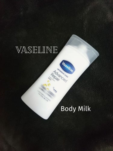 Vaseline ほどよいしっとり感ボディークリーム
お久しぶりの投稿になります＾＾

今回はこれからの季節にかかせないボディークリームについてです。

私は通年ボディークリームを用いているのですが、コ