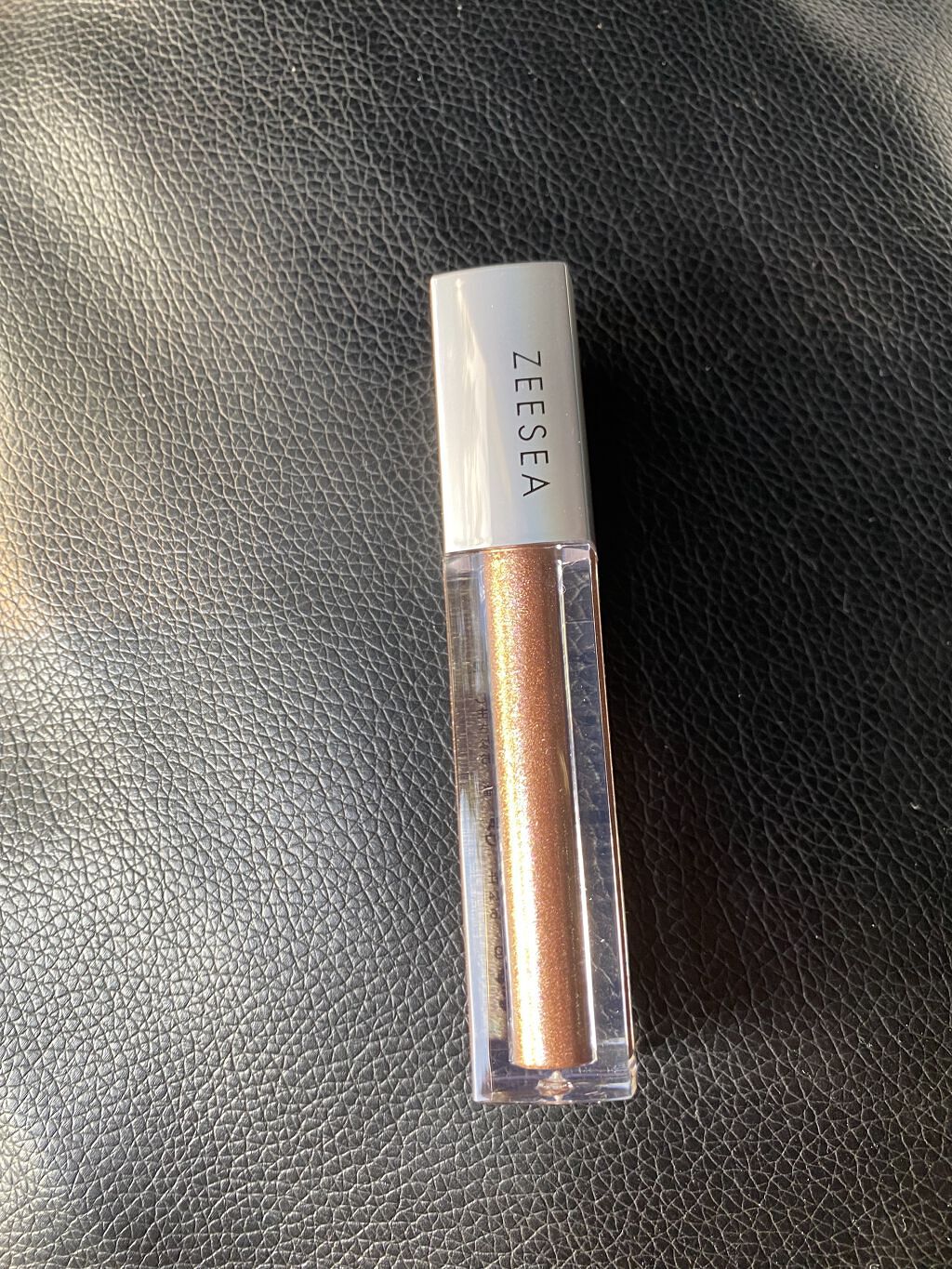 ダイヤモンドシリーズ 星空リキッドアイシャドウ/ZEESEA/リキッドアイシャドウを使ったクチコミ（2枚目）