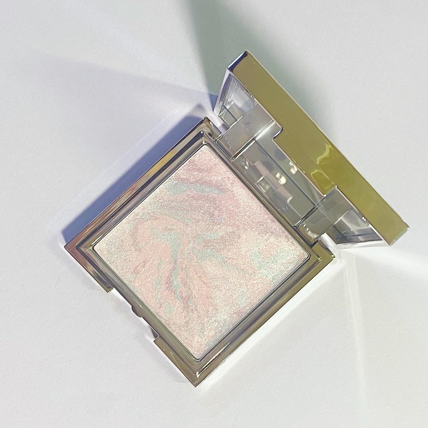 スキンルミナスハイライター/DEAR DAHLIA/パウダーハイライトを使ったクチコミ(4枚目)