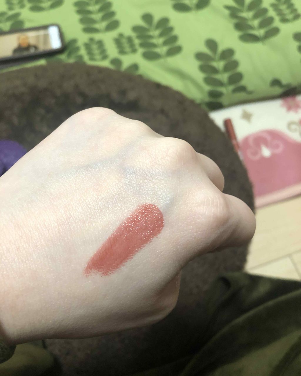 キス メルティング シャイン リップスティック 008 シャイニー ピーチ/REVLON/口紅を使ったクチコミ（2枚目）