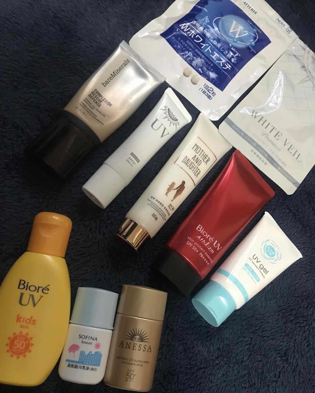 愛用中の日焼け止めとサプリ

サプリは年中飲んでます◎

あとはスプレータイプと固形タイプを追加する！