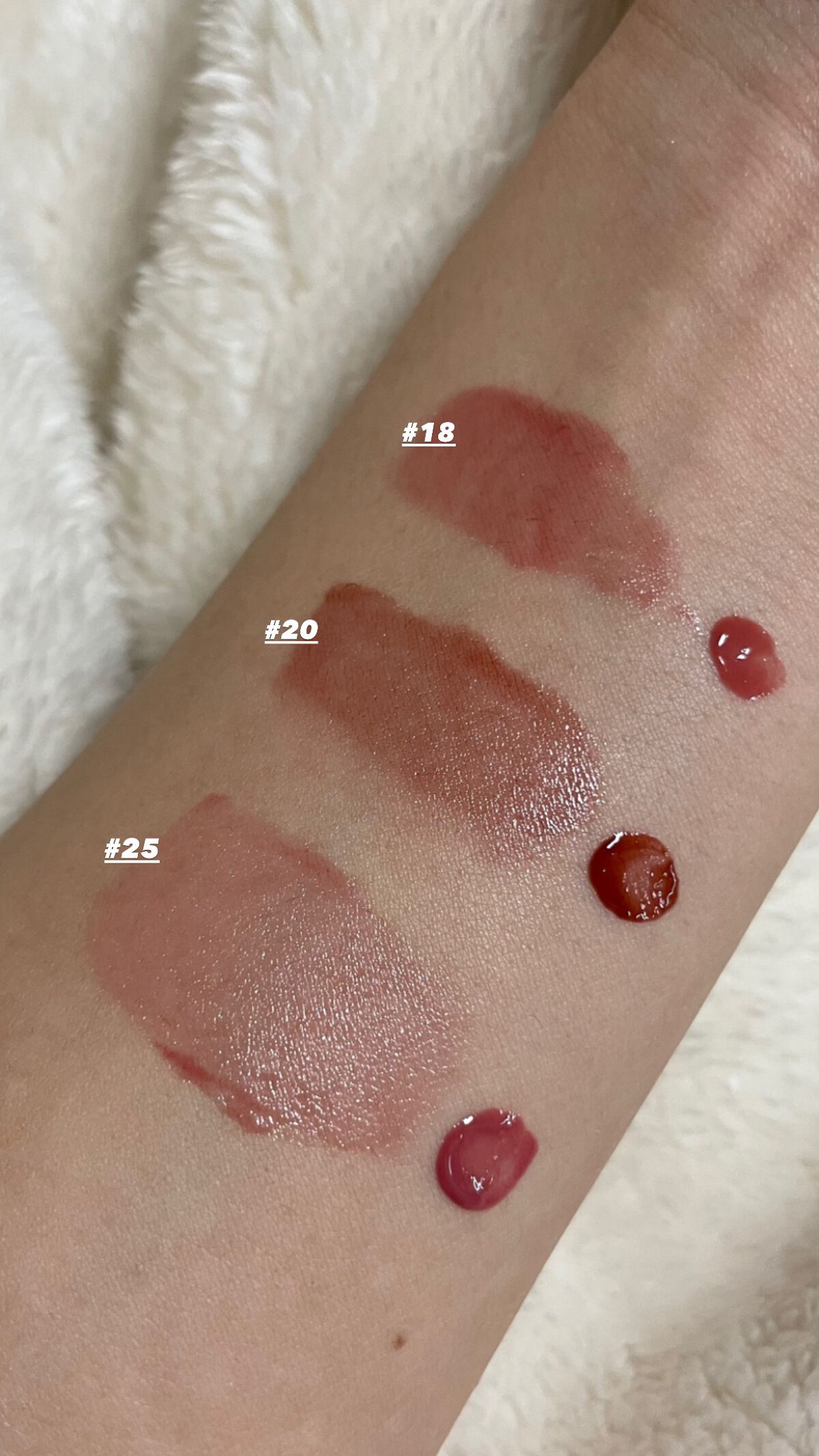 ジューシーラスティングティント/rom&nd/リップティントを使ったクチコミ（2枚目）