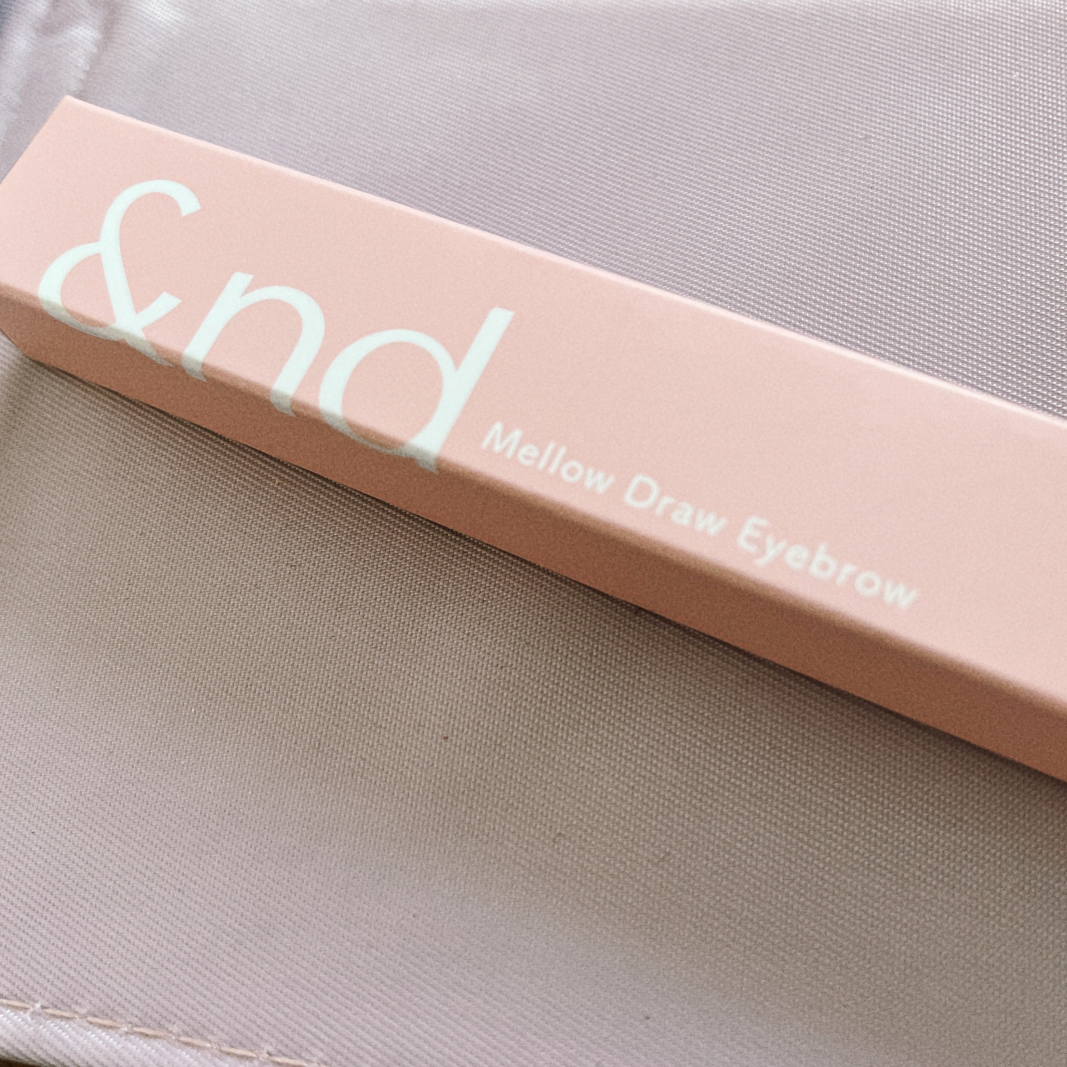 メロウドローアイブロウ BR01 チョコ/&nd by rom&nd/アイブロウペンシルを使ったクチコミ（2枚目）