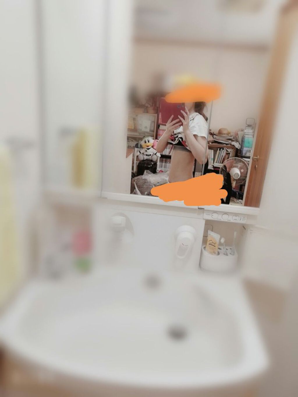 しーちゃん on LIPS 「こんにちは!しーちゃんです!最初の写真、ここまで痩せたと言われ..」(3枚目)