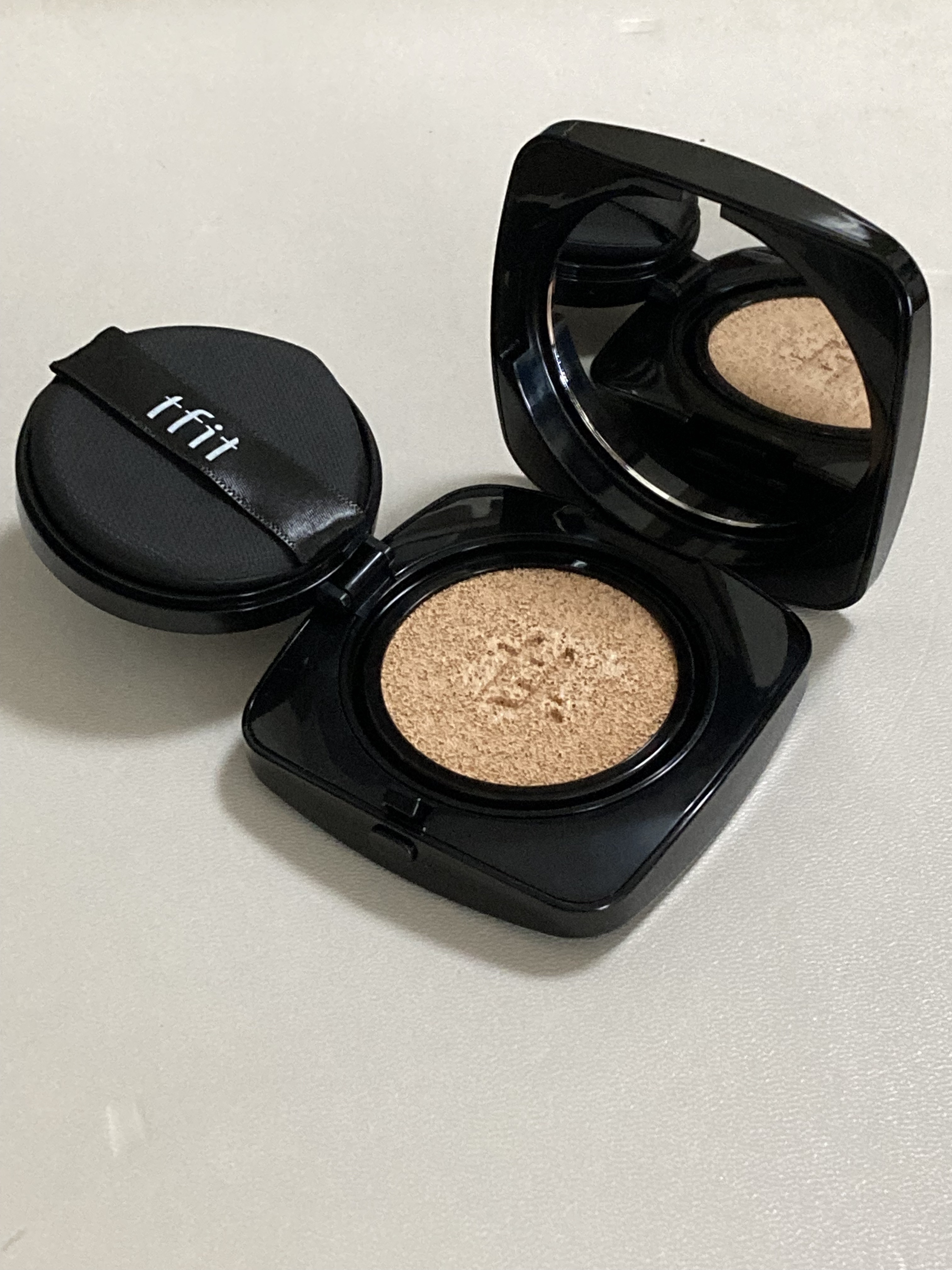 レイヤリングフィット グロークッションEX/TFIT/クッションファンデーションを使ったクチコミ（1枚目）