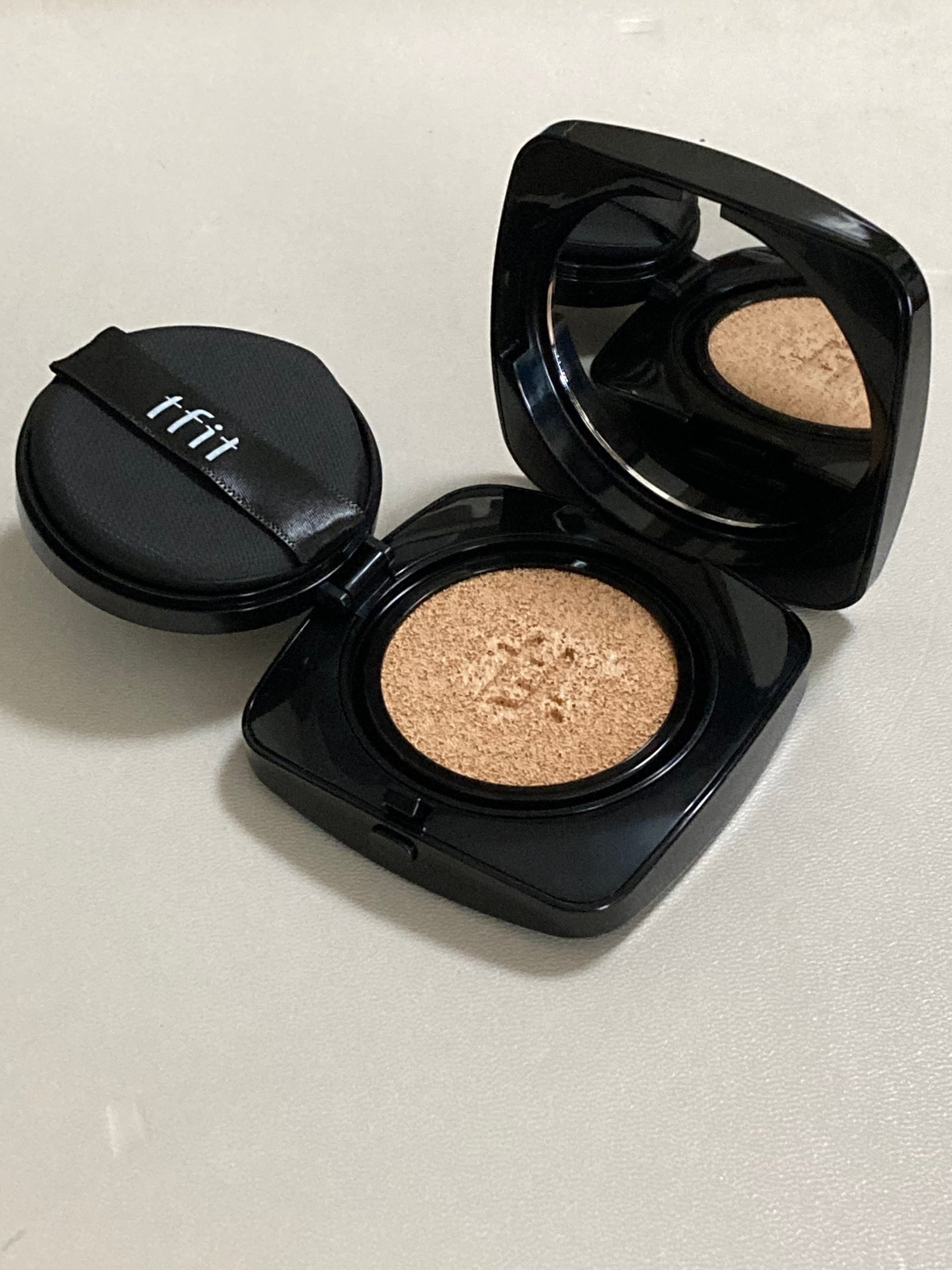 レイヤリングフィット グロークッションEX/TFIT/クッションファンデーションを使ったクチコミ(1枚目)