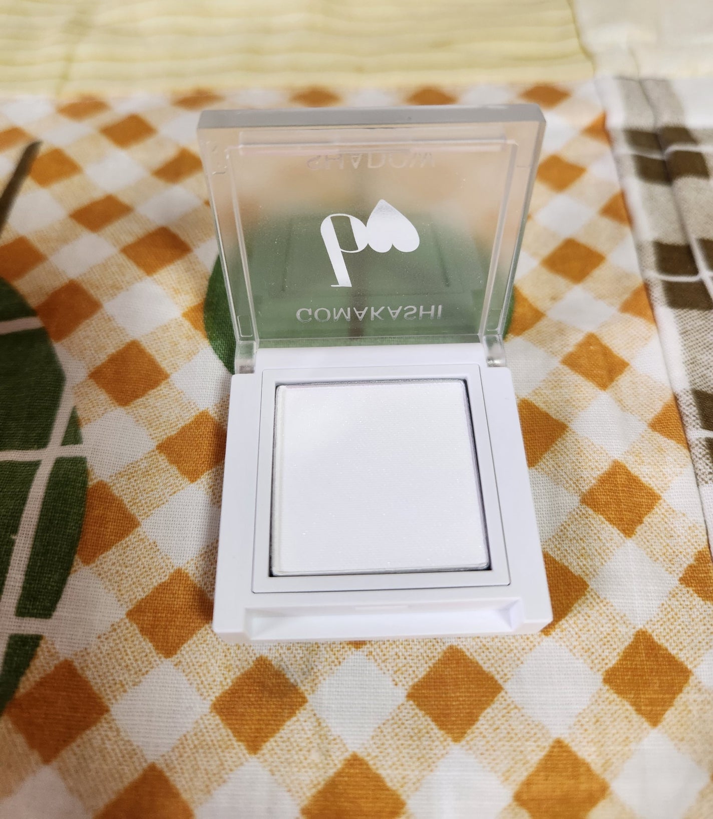 ごまかしシャドウ/b idol/アイシャドウパレットを使ったクチコミ(1枚目)