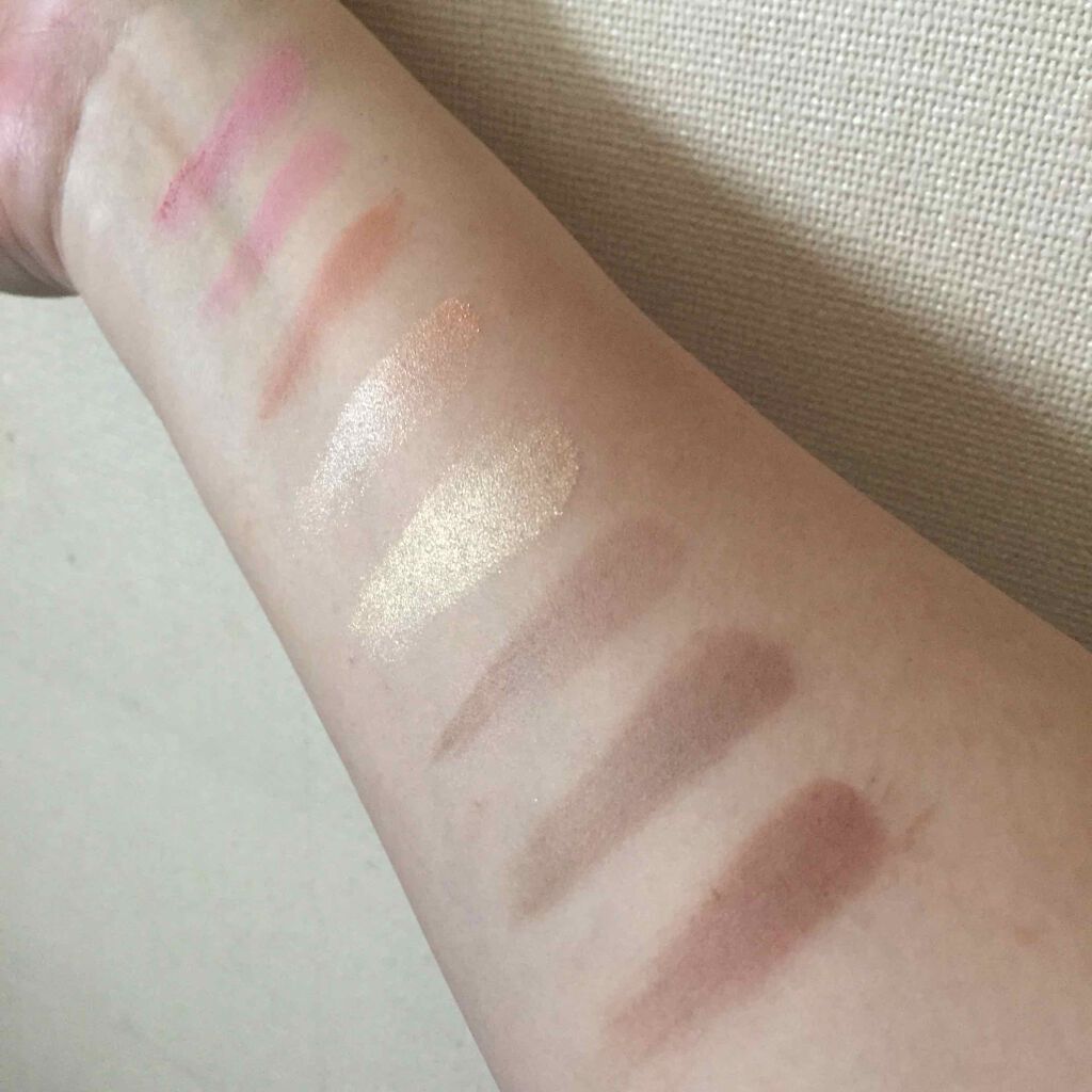 The Contour Book VolumeⅢ/Kevyn Aucoin/シェーディングを使ったクチコミ（2枚目）