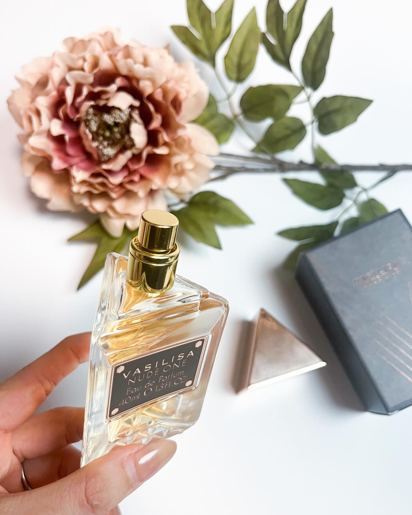 ヌード ワン オードパルファム/ヴァシリーサ/香水(レディース)を使ったクチコミ（3枚目）