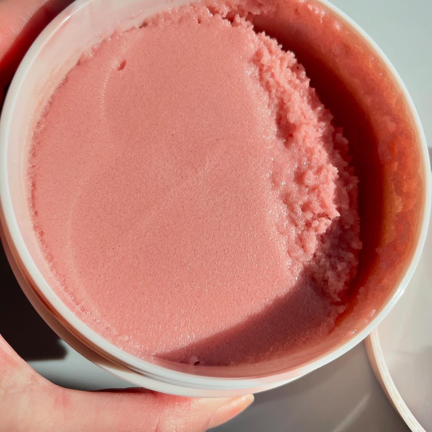 Q+Me スウィート ボム タラソ スクラブ/AGARISM/バスト・ヒップケアを使ったクチコミ（2枚目）