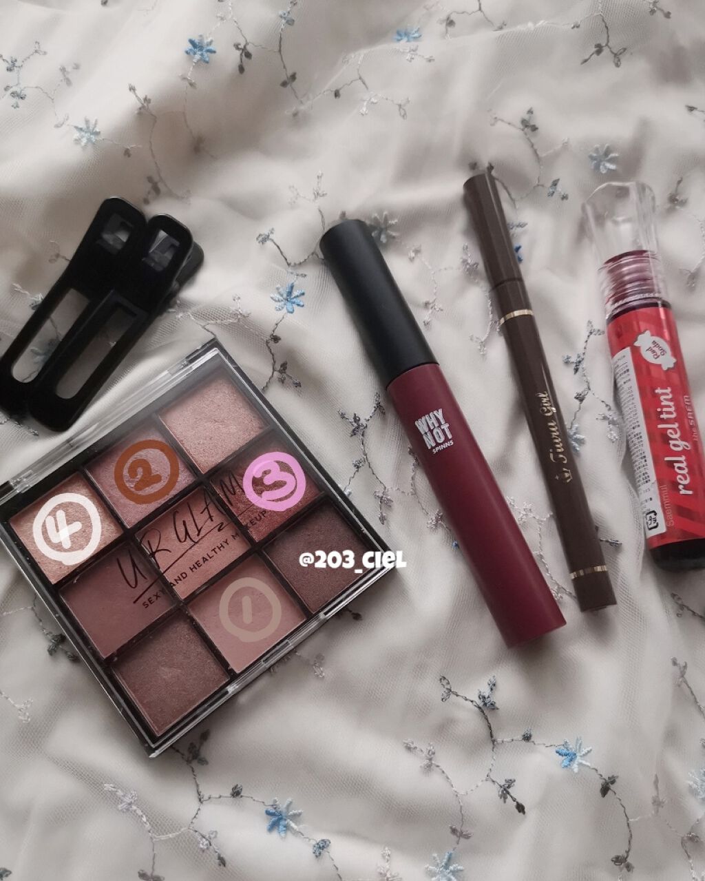 スクエアミニクリップピン/セリア/ヘアアクセサリーを使ったクチコミ(3枚目)