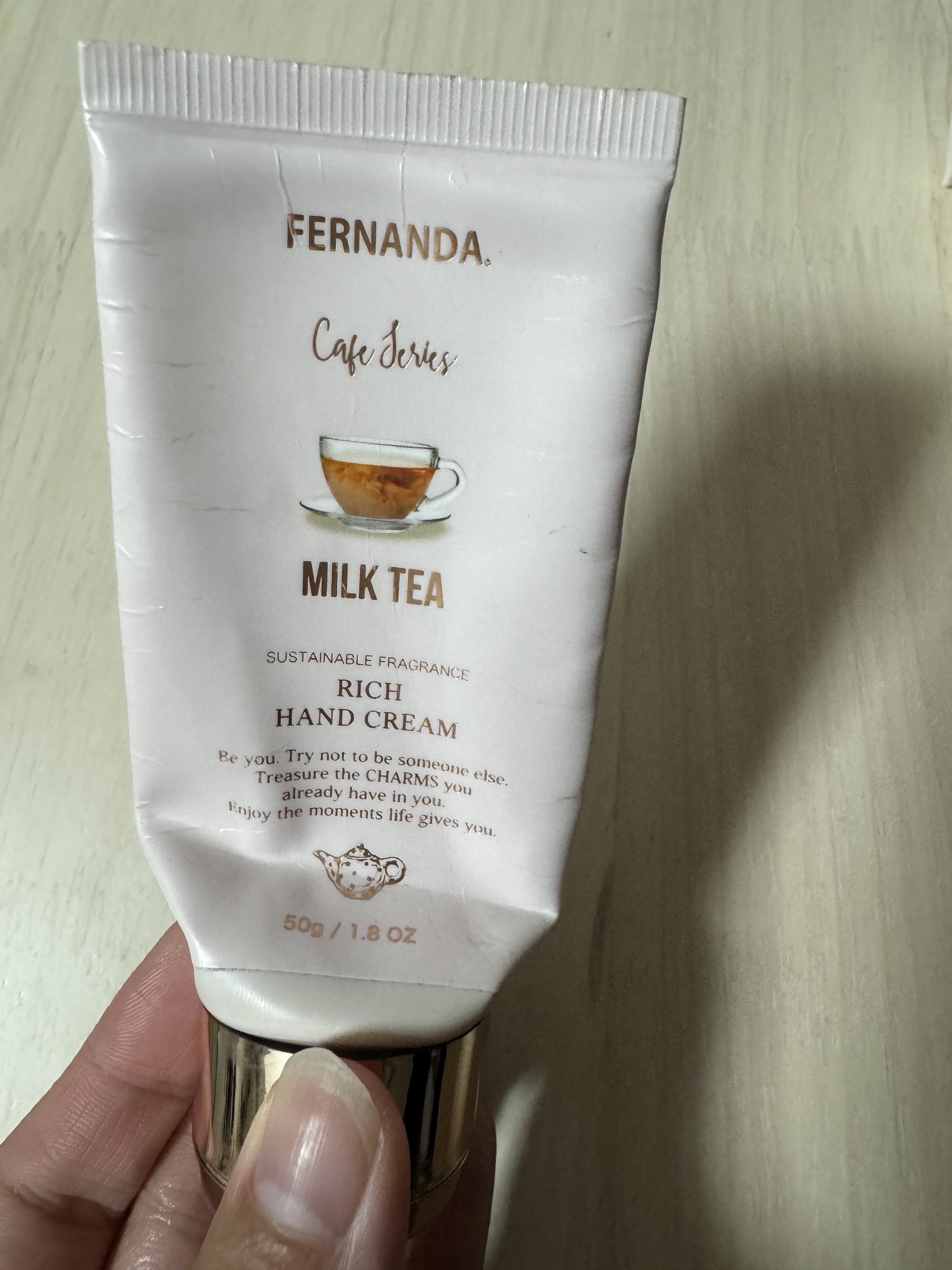フレグランスリッチハンドクリーム（ミルクティー）/フェルナンダ/ハンドクリームを使ったクチコミ（1枚目）