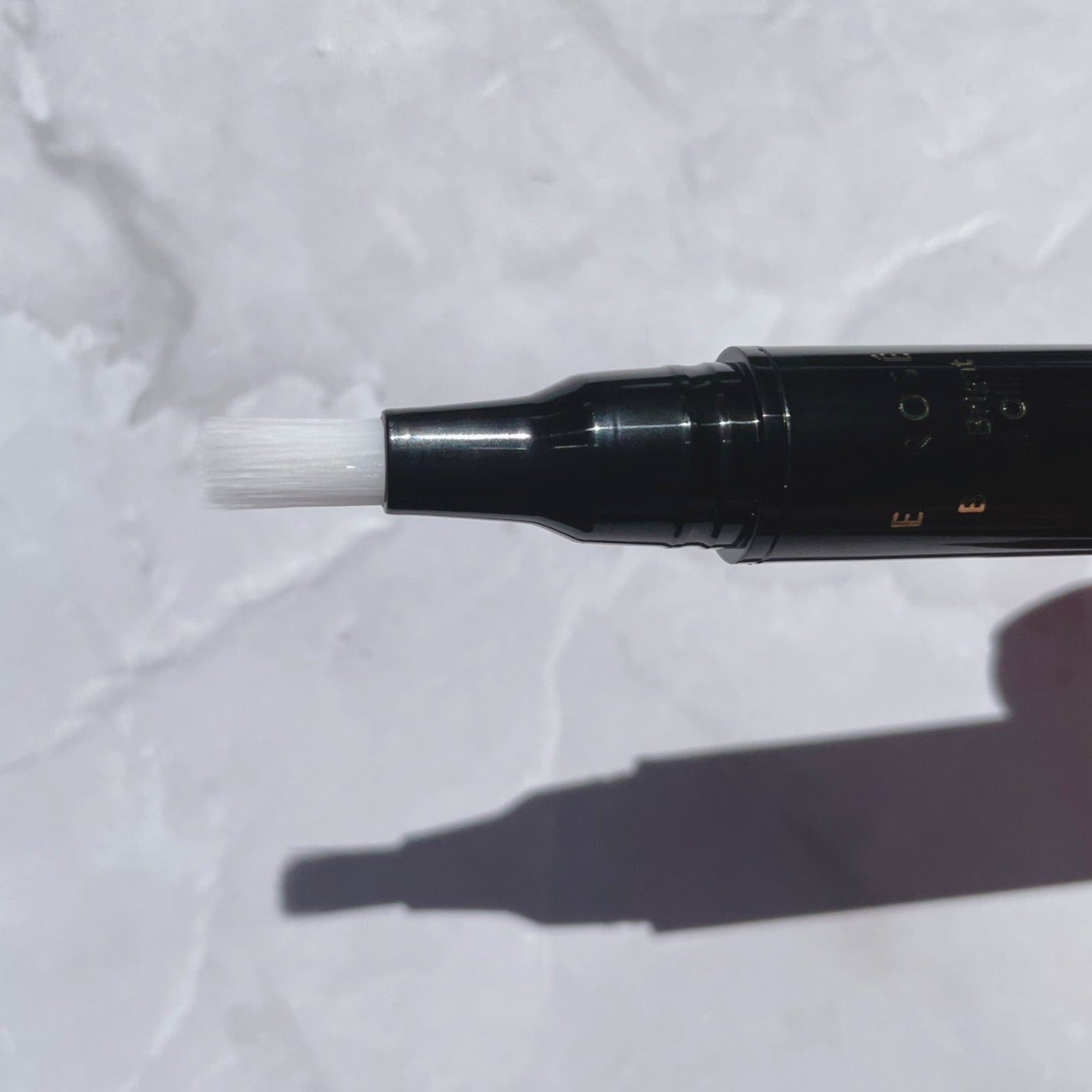 ブルーブライトネイルオイル/EMROSÉ/ネイルオイル・トリートメントを使ったクチコミ(2枚目)