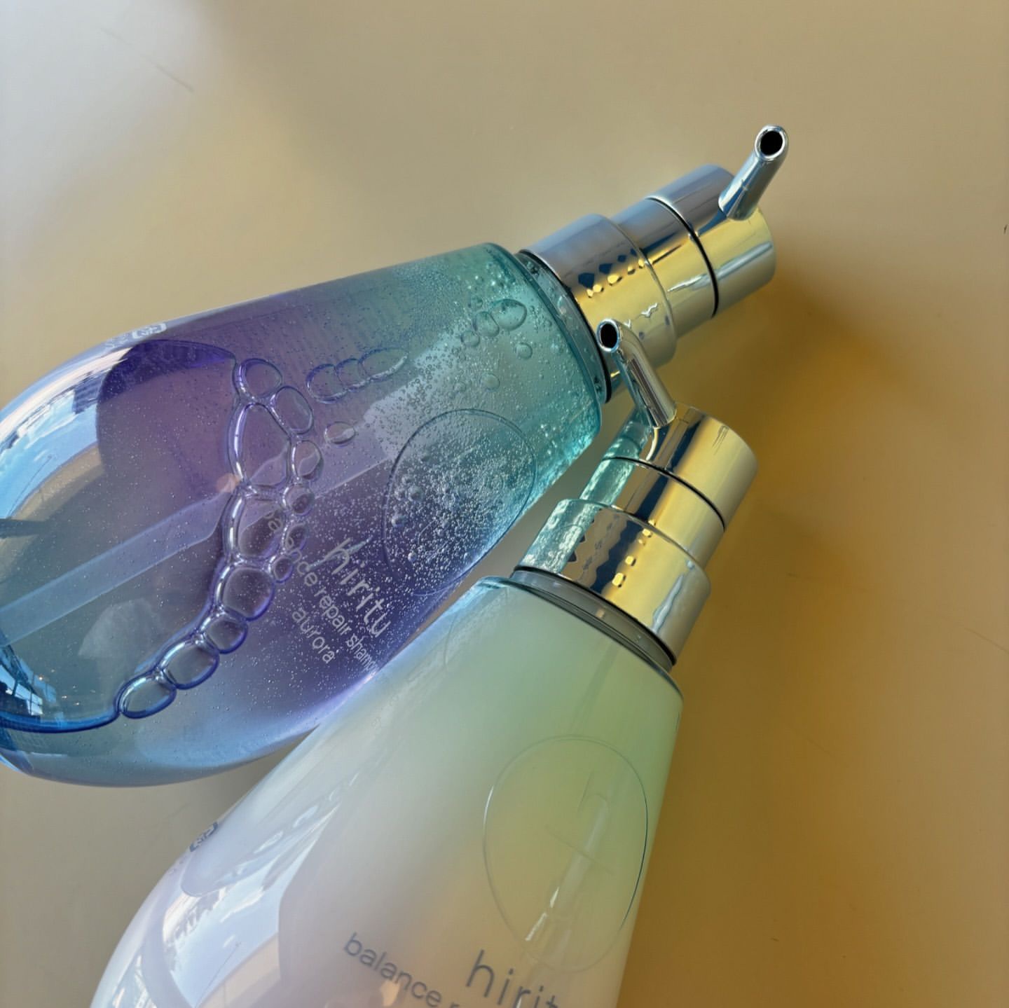 ヒリツ バランスリペアヘアオイル オーロラ/hiritu/ヘアオイルを使ったクチコミ（3枚目）