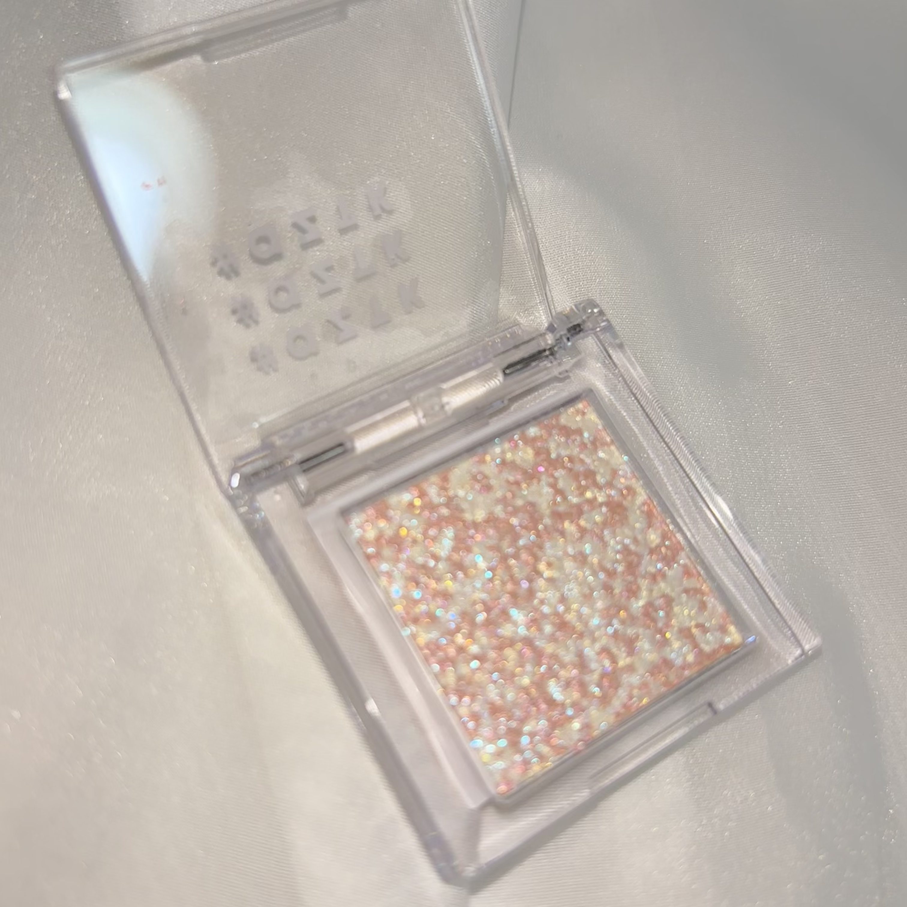 シングルアイシャドウ 17 ピンクランウェィ/aZTK/単色アイシャドウを使ったクチコミ（3枚目）