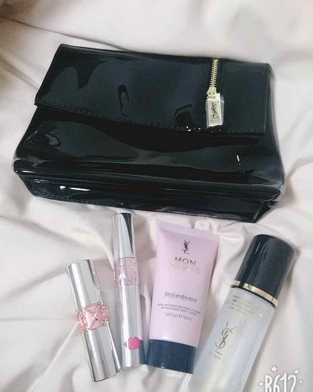 モン パリ ボディーローション/YVES SAINT LAURENT BEAUTE/ボディローションを使ったクチコミ(1枚目)