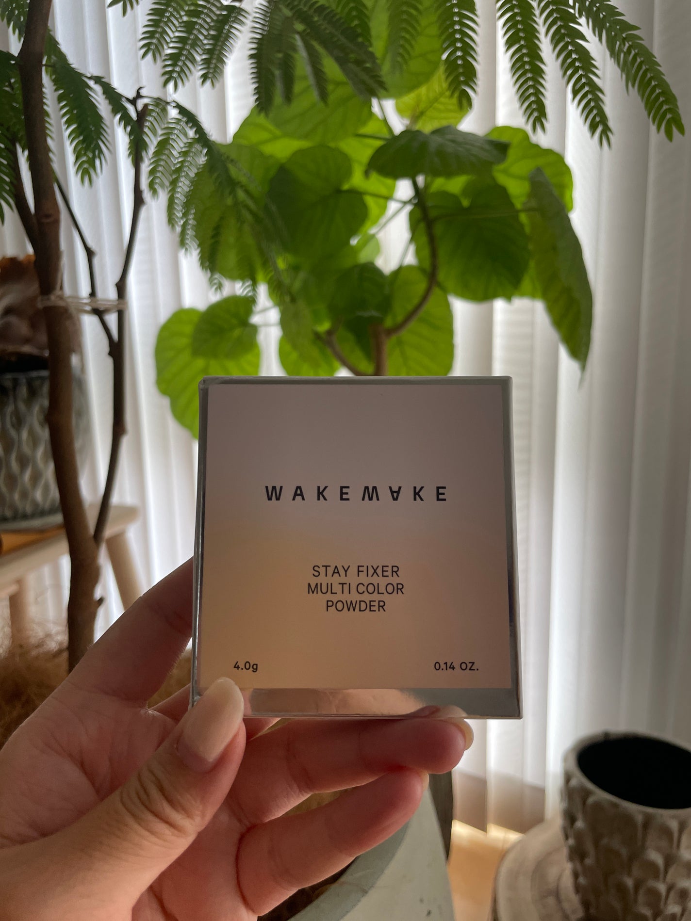 りさ on LIPS 「メガ割💞パウダーWAKEMAKE(ステイフィクサーマルチカラー..」(3枚目)