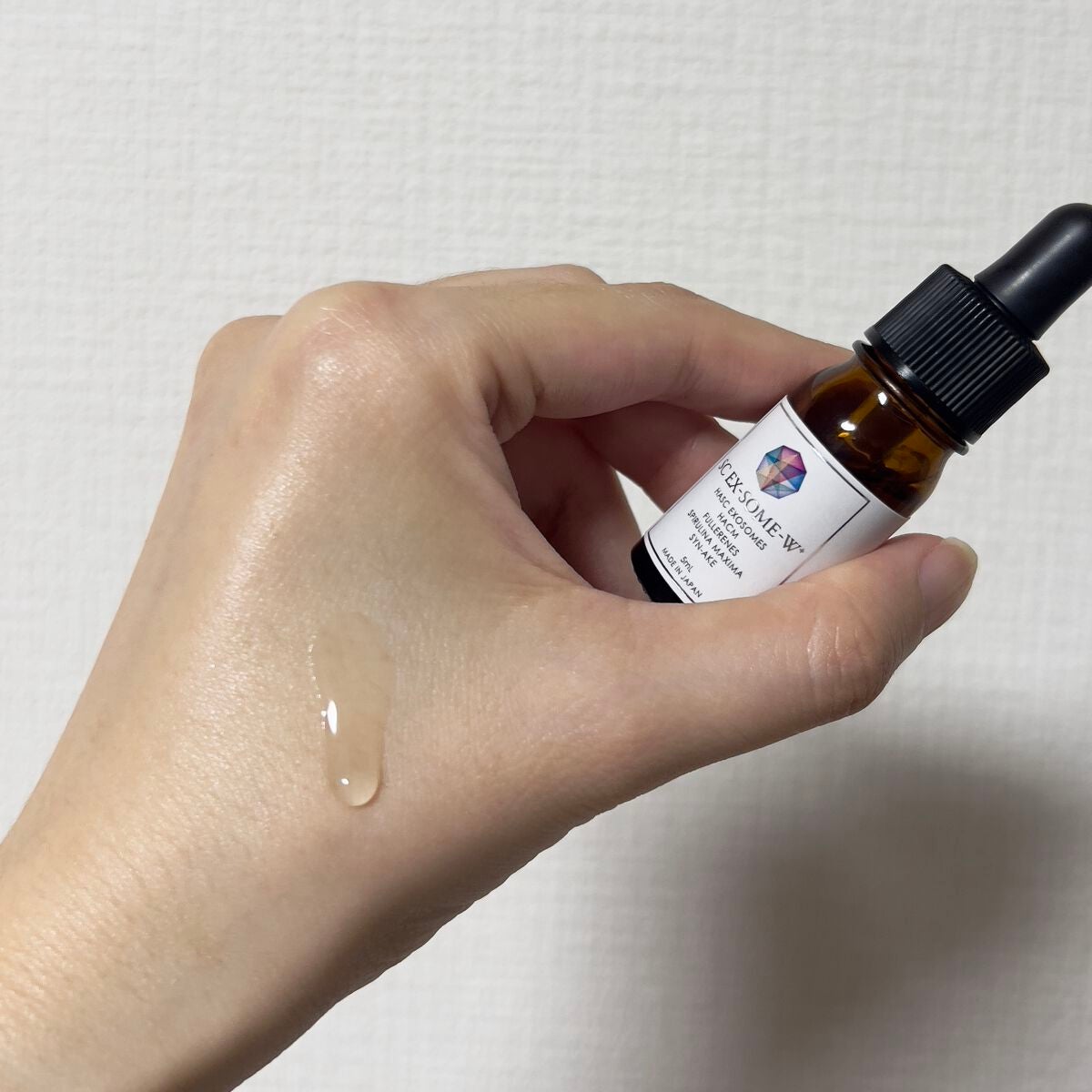 snow on LIPS 「洗顔後気になる部分に1滴!再生医療の分野で用いられる先端美容成..」(1枚目)