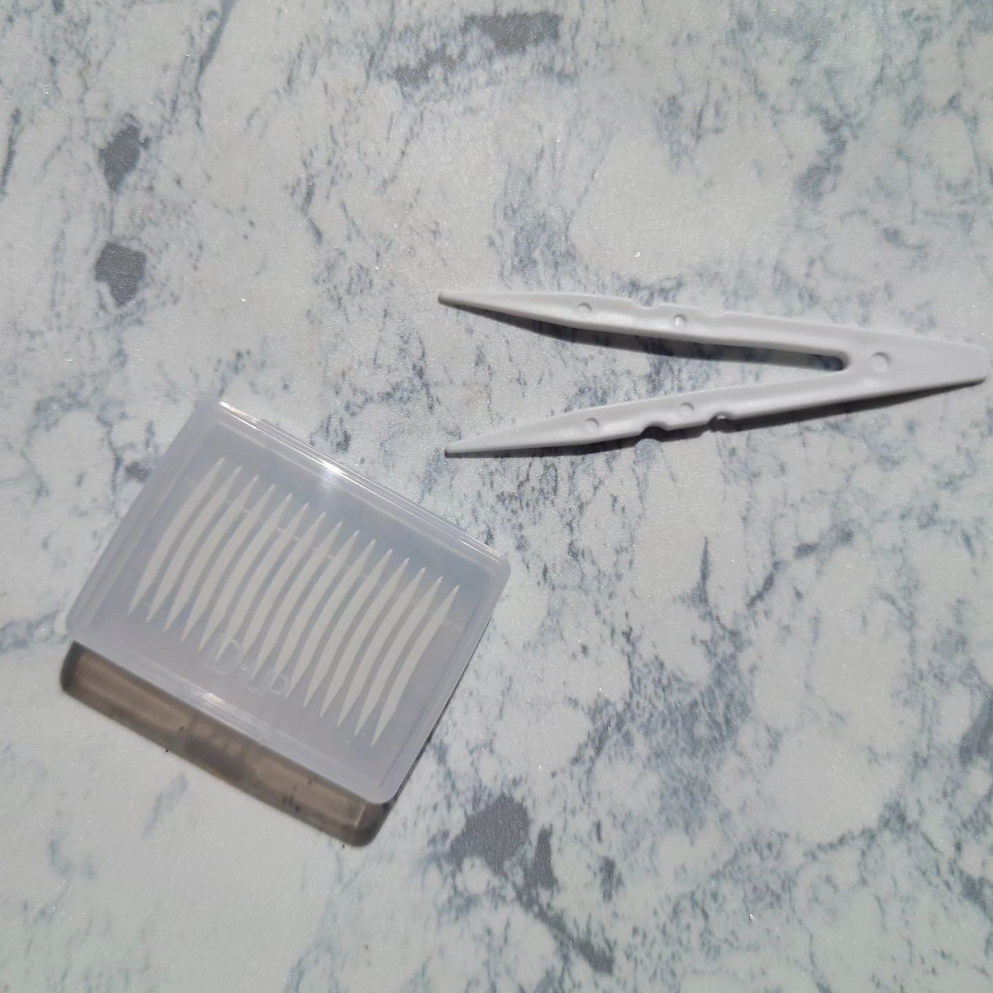 ワンダーアイリッドテープ Extra/D-UP/二重まぶた用アイテムを使ったクチコミ（2枚目）