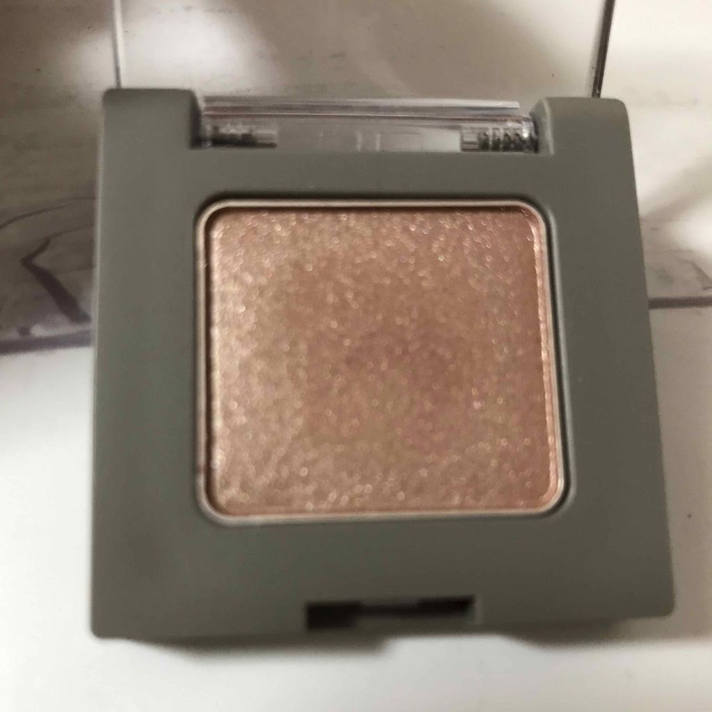 アリュールド シングル アイシャドウ/DAZZSHOP/単色アイシャドウを使ったクチコミ（2枚目）