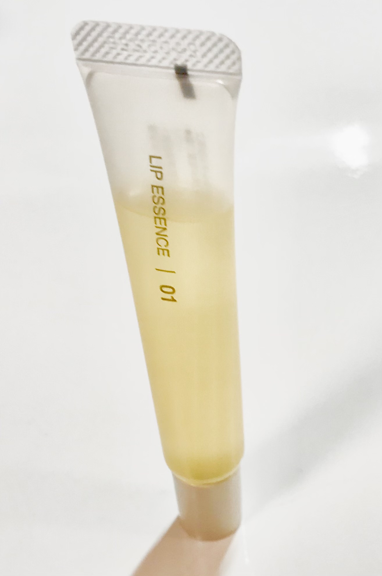 リップエッセンス/無印良品/リップ美容液を使ったクチコミ（2枚目）