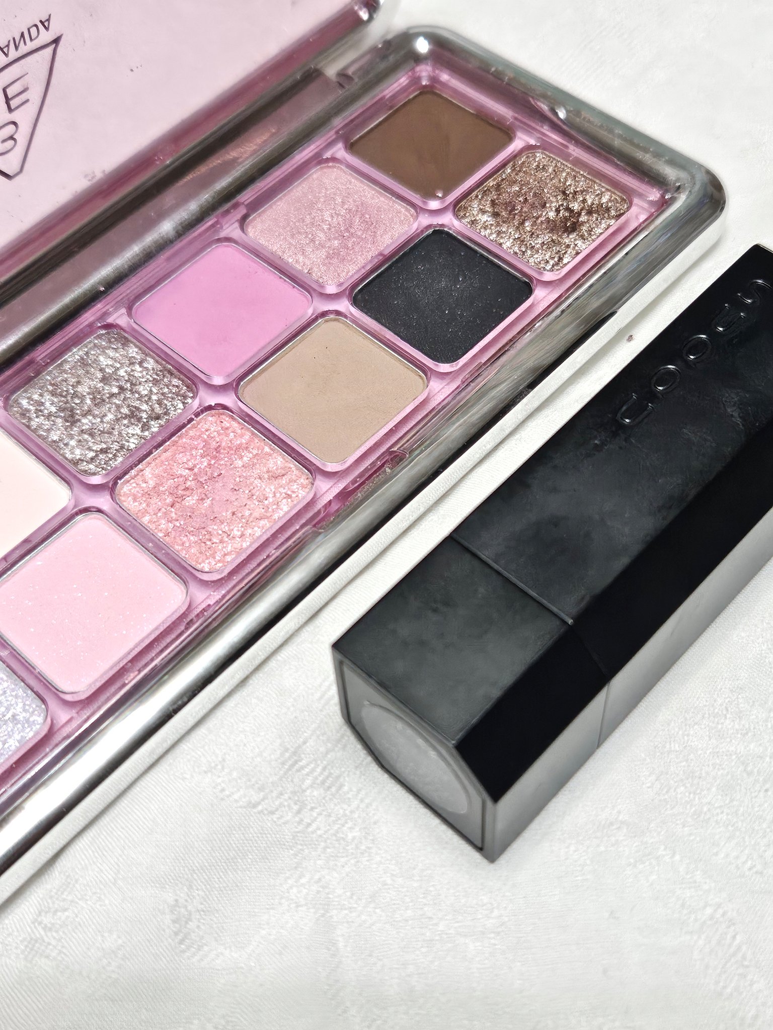 シアー マット リップスティック 106 花嵐 -HANAARASHI＜限定色＞/SUQQU/口紅を使ったクチコミ（1枚目）