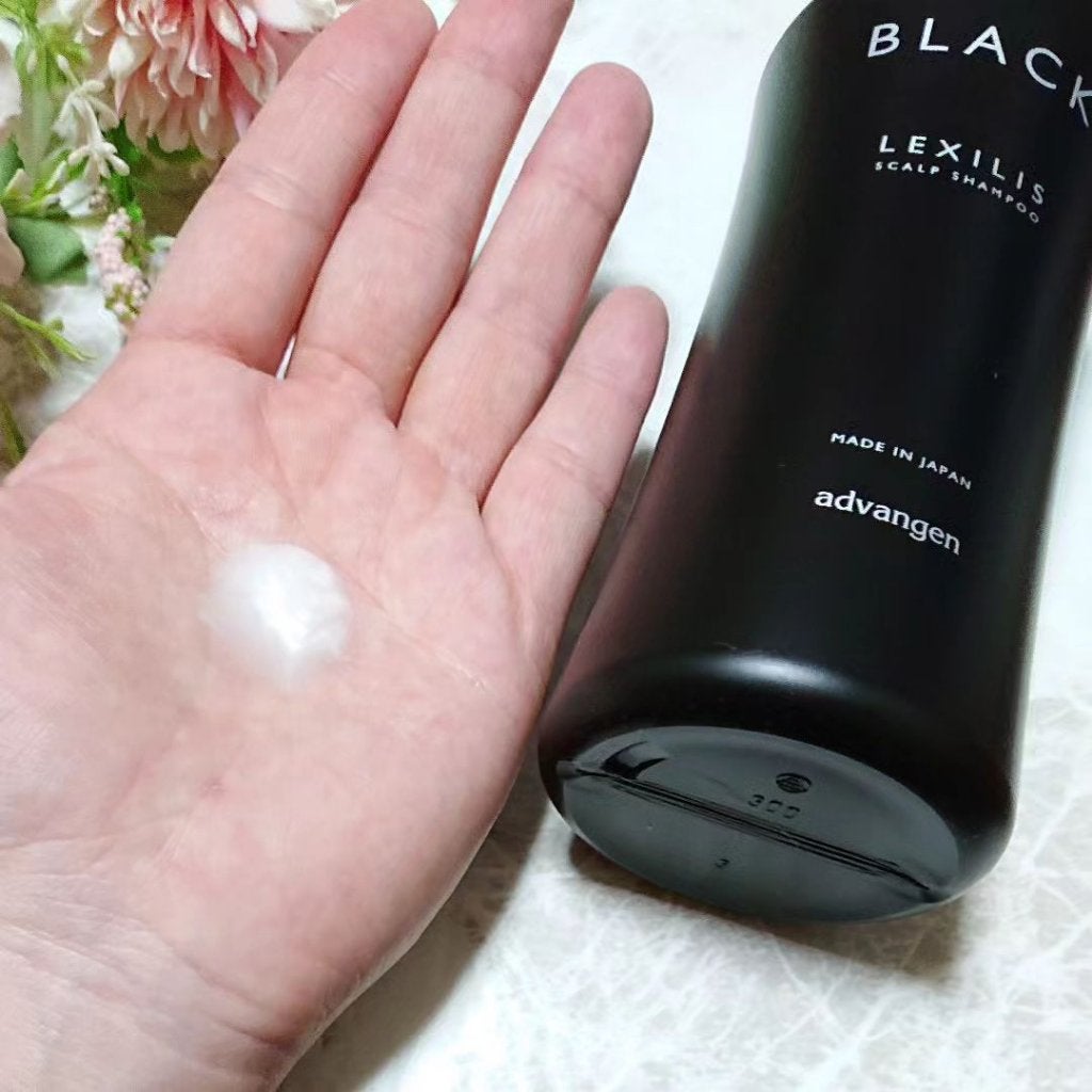ブラック フレグランス スタイリング ヘアエッセンス/LEXILIS/アウトバストリートメントを使ったクチコミ(4枚目)