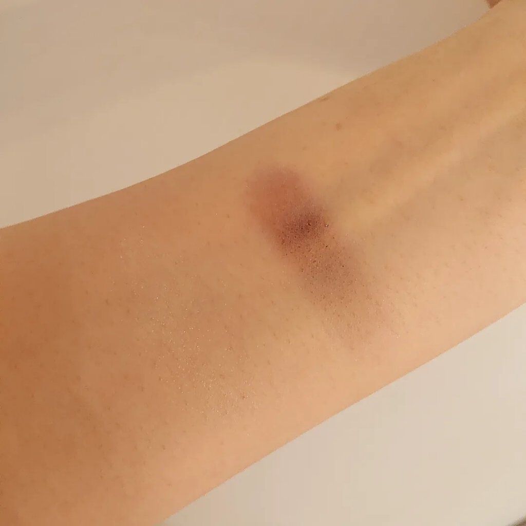 ミネラルパウダーアイシャドウ/レイチェル ワイン/単色アイシャドウを使ったクチコミ（3枚目）