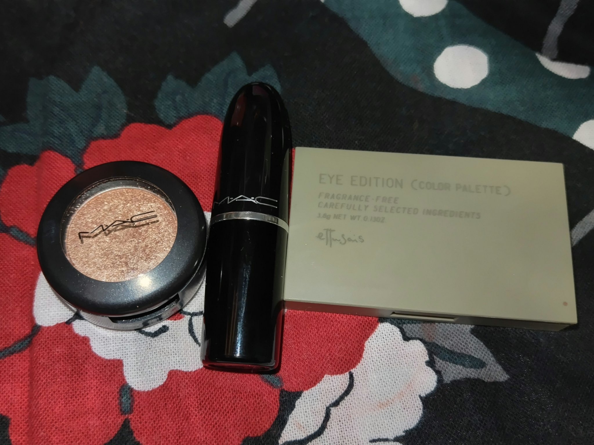 ラスターガラス リップスティック アイ ディザーブ ディス/M・A・C/口紅を使ったクチコミ（1枚目）