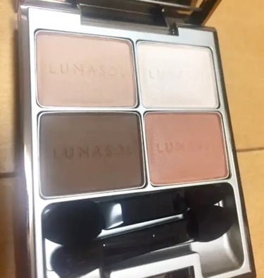 マカロングロウアイズ/LUNASOL/アイシャドウパレットを使ったクチコミ（1枚目）