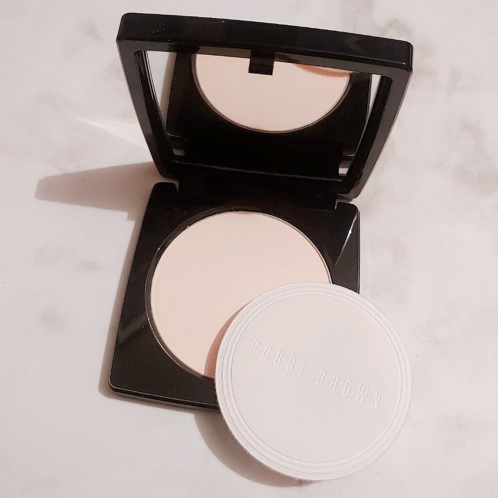 シアーフィニッシュ プレストパウダー/BOBBI BROWN/プレストパウダーを使ったクチコミ(2枚目)