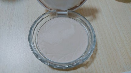 UVクリアフェイスパウダー/CEZANNE/プレストパウダーを使ったクチコミ(2枚目)