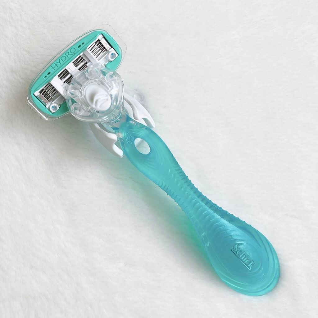 ハイドロシルク 敏感肌用 ホルダー (刃付き+替刃1コ)/ハイドロシルク/シェーバーを使ったクチコミ(3枚目)