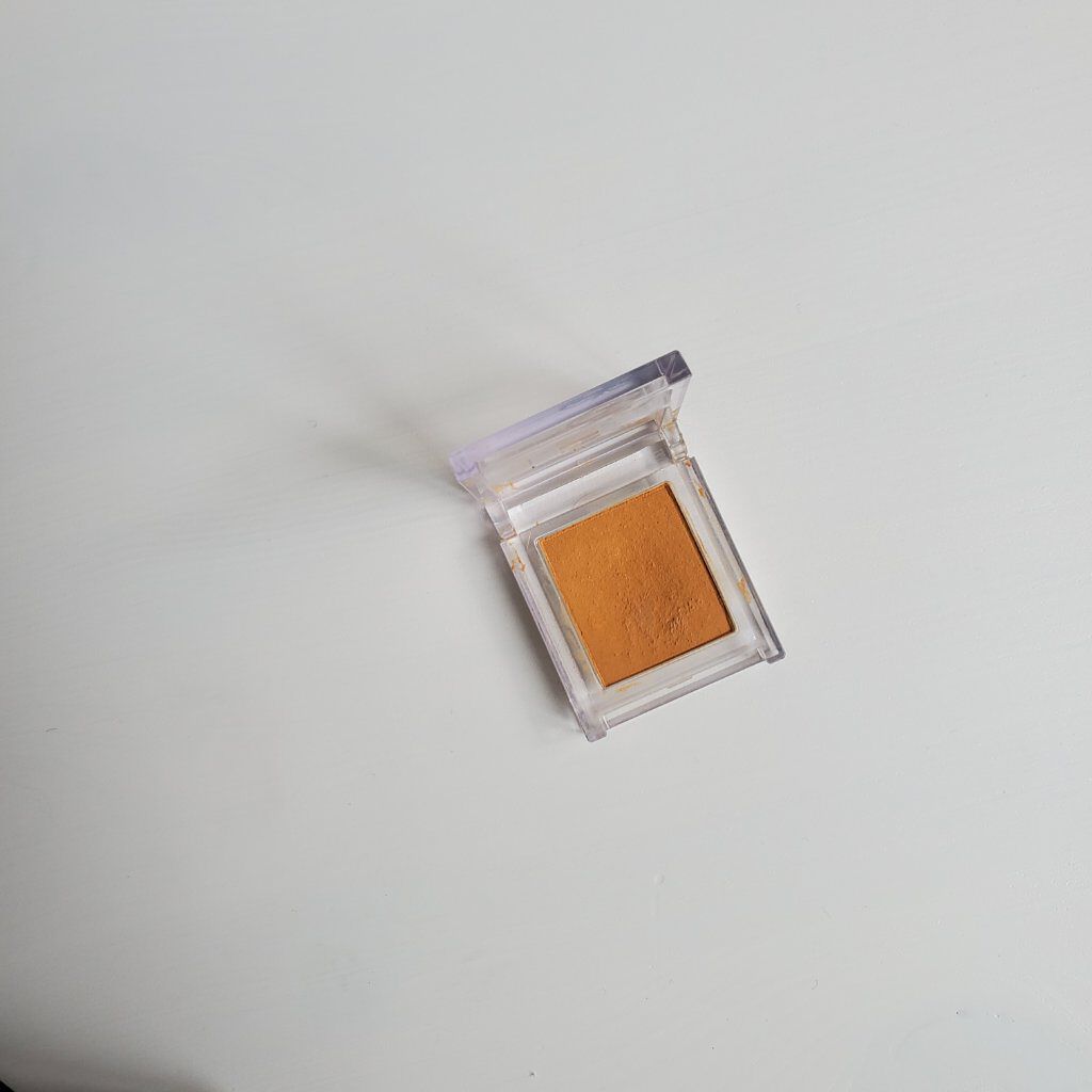 ダズルシャドウ/M・A・C/単色アイシャドウを使ったクチコミ（2枚目）