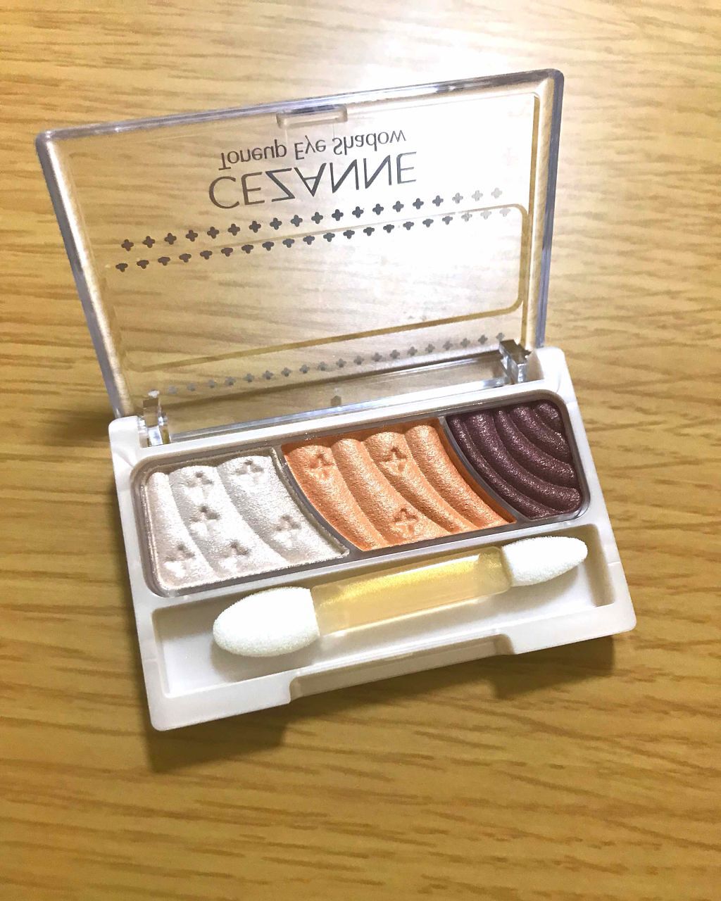 トーンアップアイシャドウ/CEZANNE/アイシャドウパレットを使ったクチコミ（2枚目）