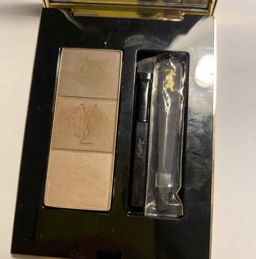 ブロウクチュール パレット/YVES SAINT LAURENT BEAUTE/パウダーアイブロウを使ったクチコミ(1枚目)