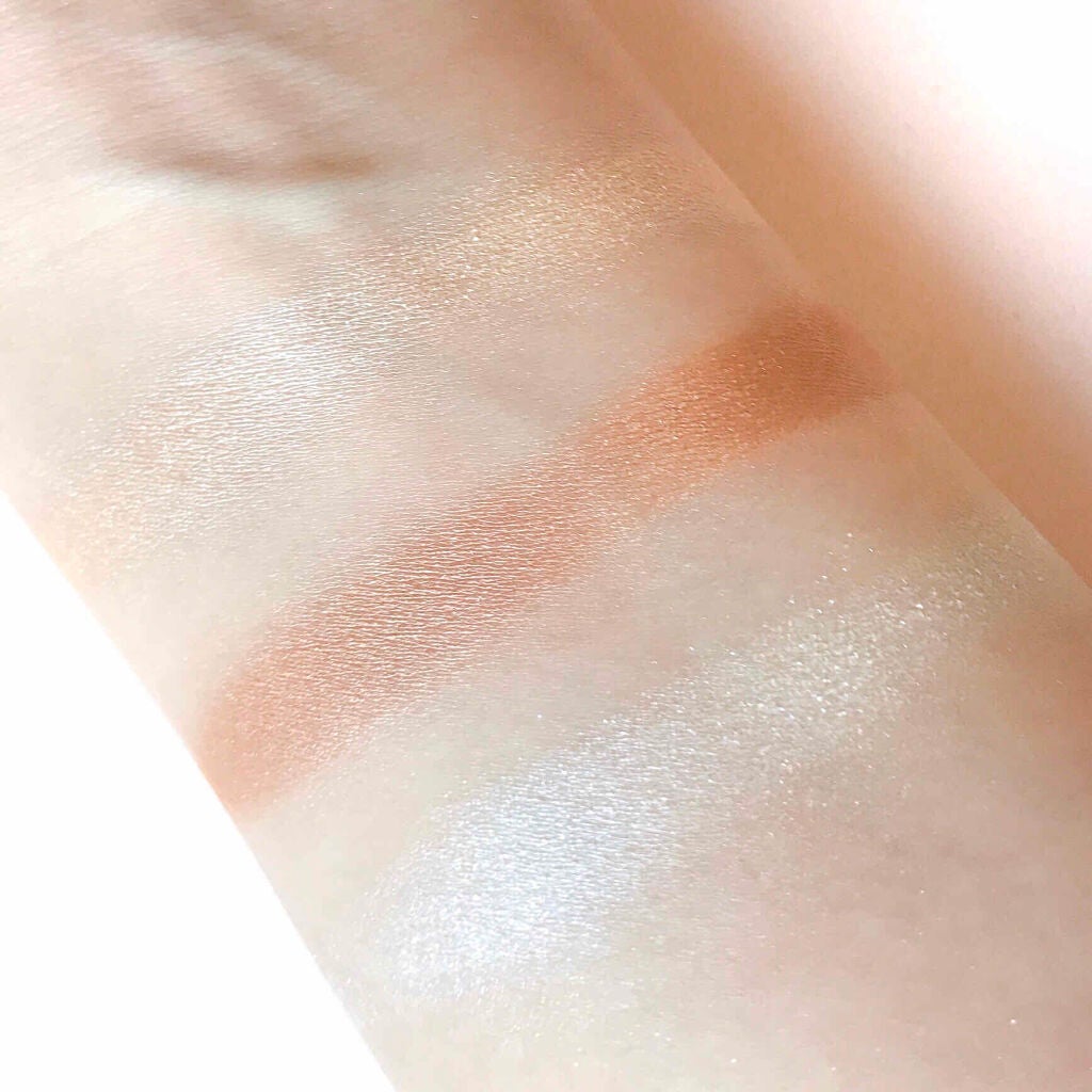 パールグロウハイライト/CEZANNE/パウダーハイライトを使ったクチコミ(3枚目)