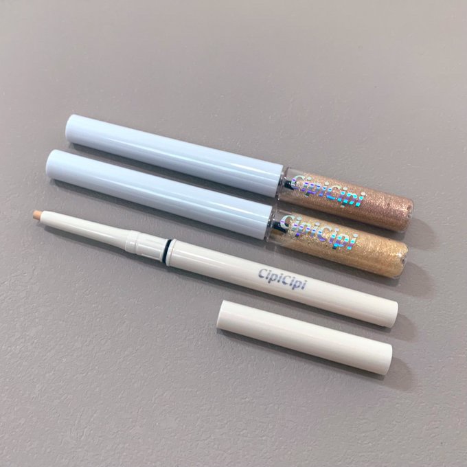 グリッターイルミネーションライナー/CipiCipi/リキッドアイライナーを使ったクチコミ（1枚目）