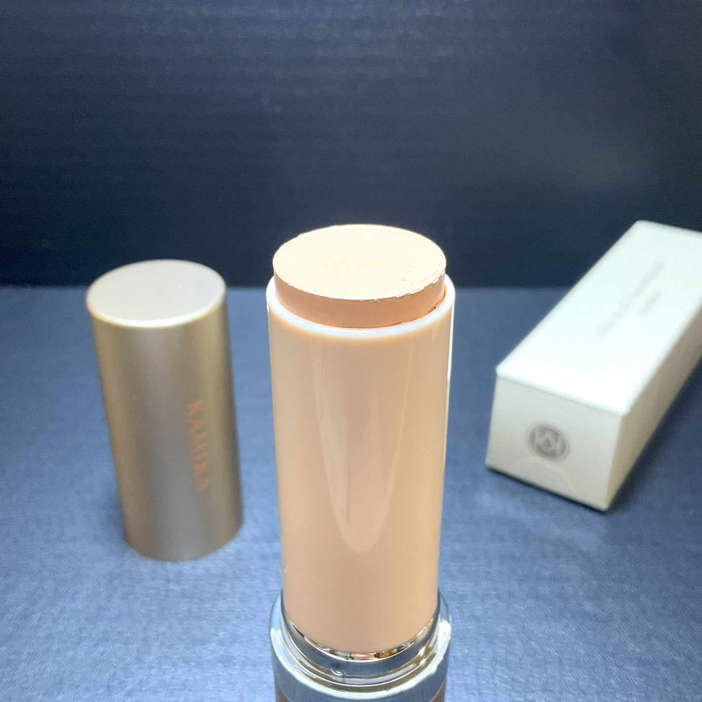 シルキースティックファンデーション/KAMIKA/その他ファンデーションを使ったクチコミ(3枚目)