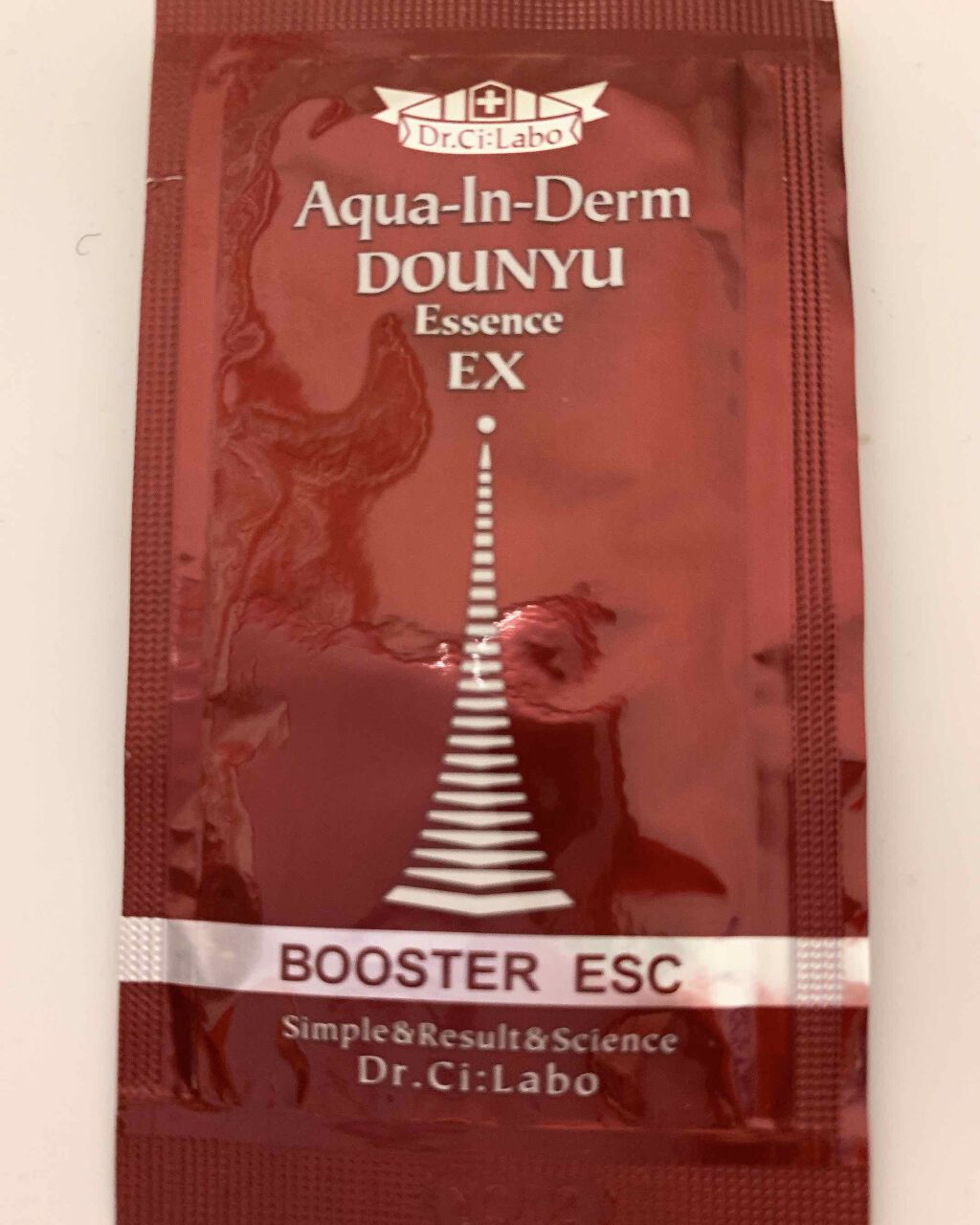 アクアインダーム スーパーエッセンス/ドクターシーラボⓇ/ブースター・導入液を使ったクチコミ（1枚目）