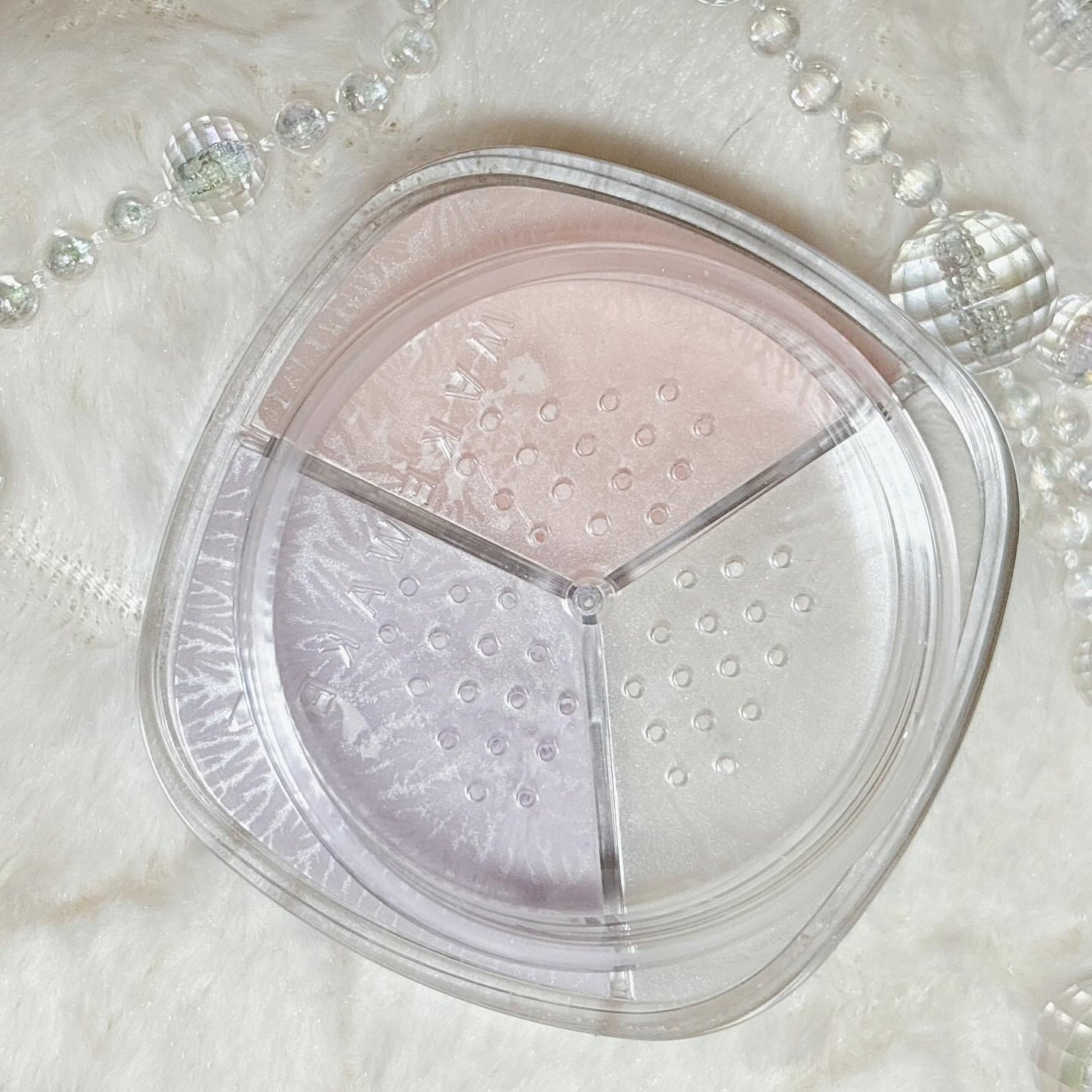 ステイフィクサーマルチカラーパウダー/wakemake/ルースパウダーを使ったクチコミ(4枚目)