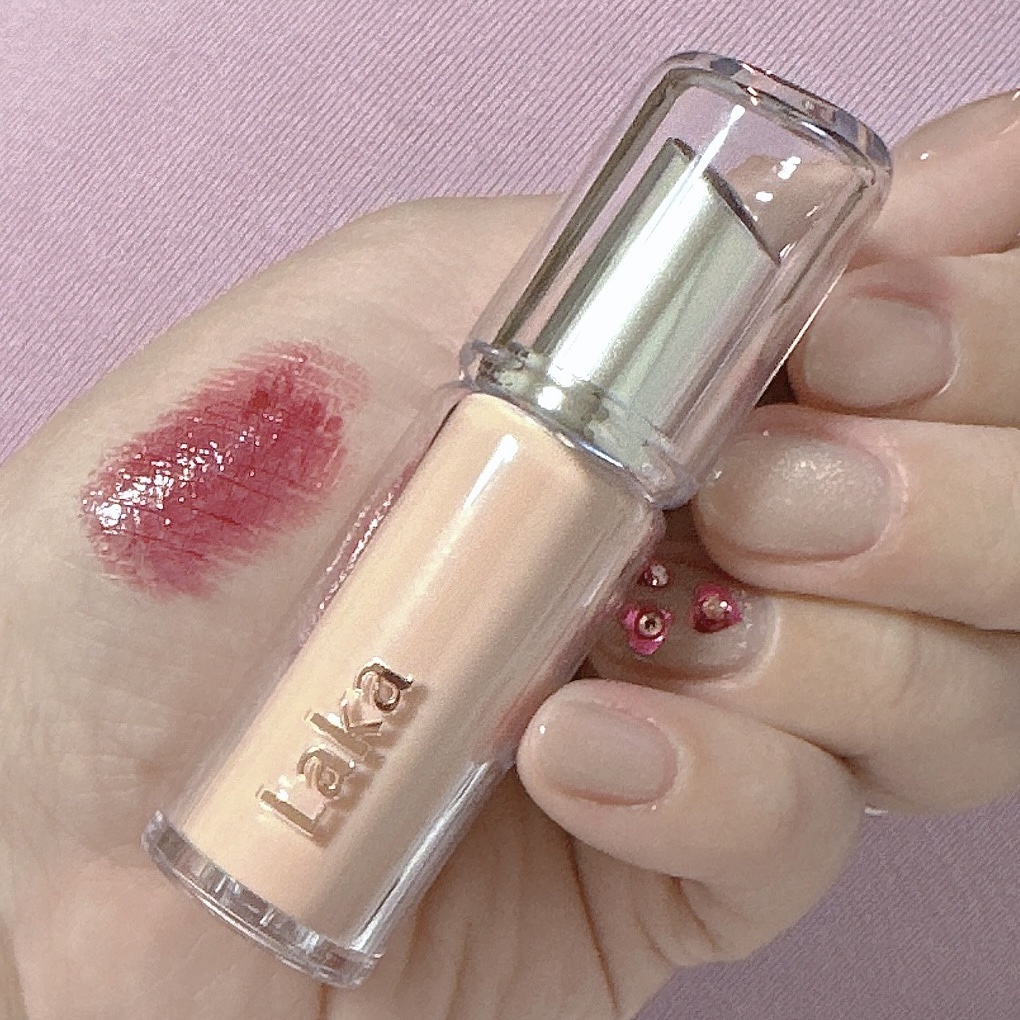 ボンディンググロウリップスティック 216 ウィンター/Laka/口紅を使ったクチコミ（1枚目）