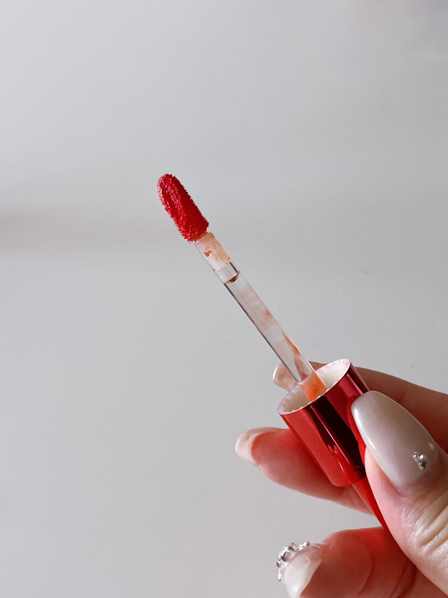 キス グロウ リップ オイル 005 コーラル フラッシュ/REVLON/リップグロスを使ったクチコミ（3枚目）