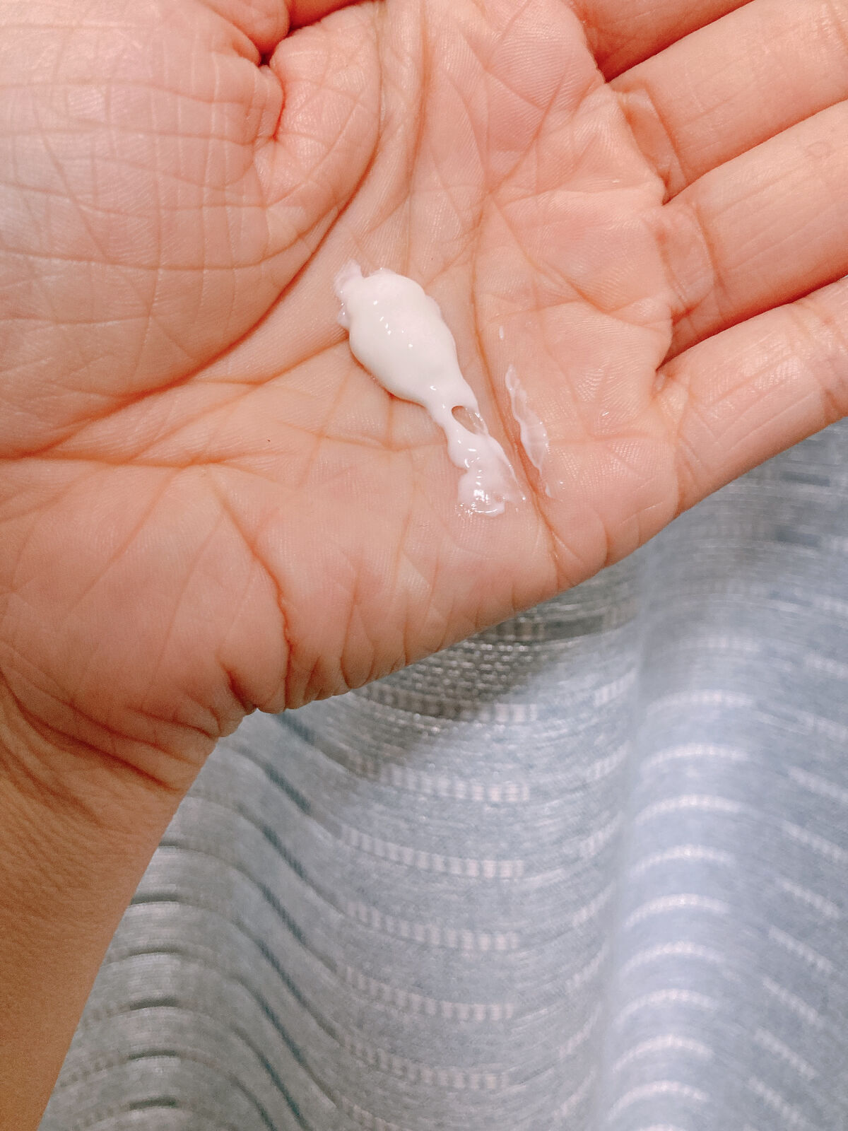 グーテナハト ハンドクリーム ホップ＆バレリアンの香り 75ml/クナイプ/ハンドクリームを使ったクチコミ（2枚目）