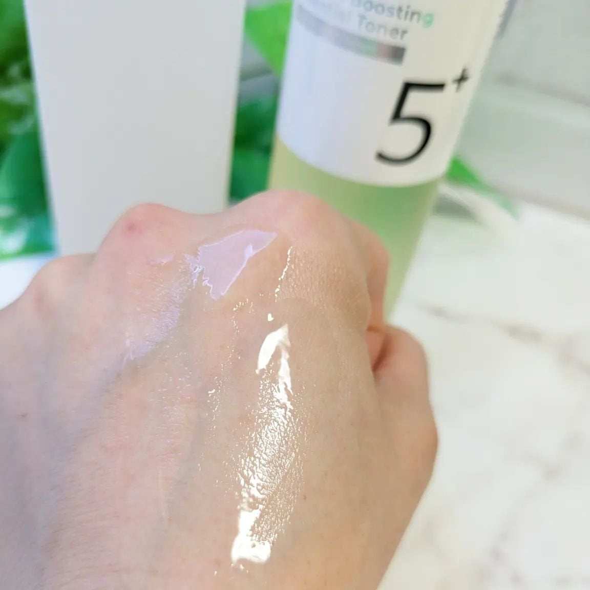 5番 白玉グルタチオンCエッセンシャルトナー/numbuzin/化粧水を使ったクチコミ(3枚目)