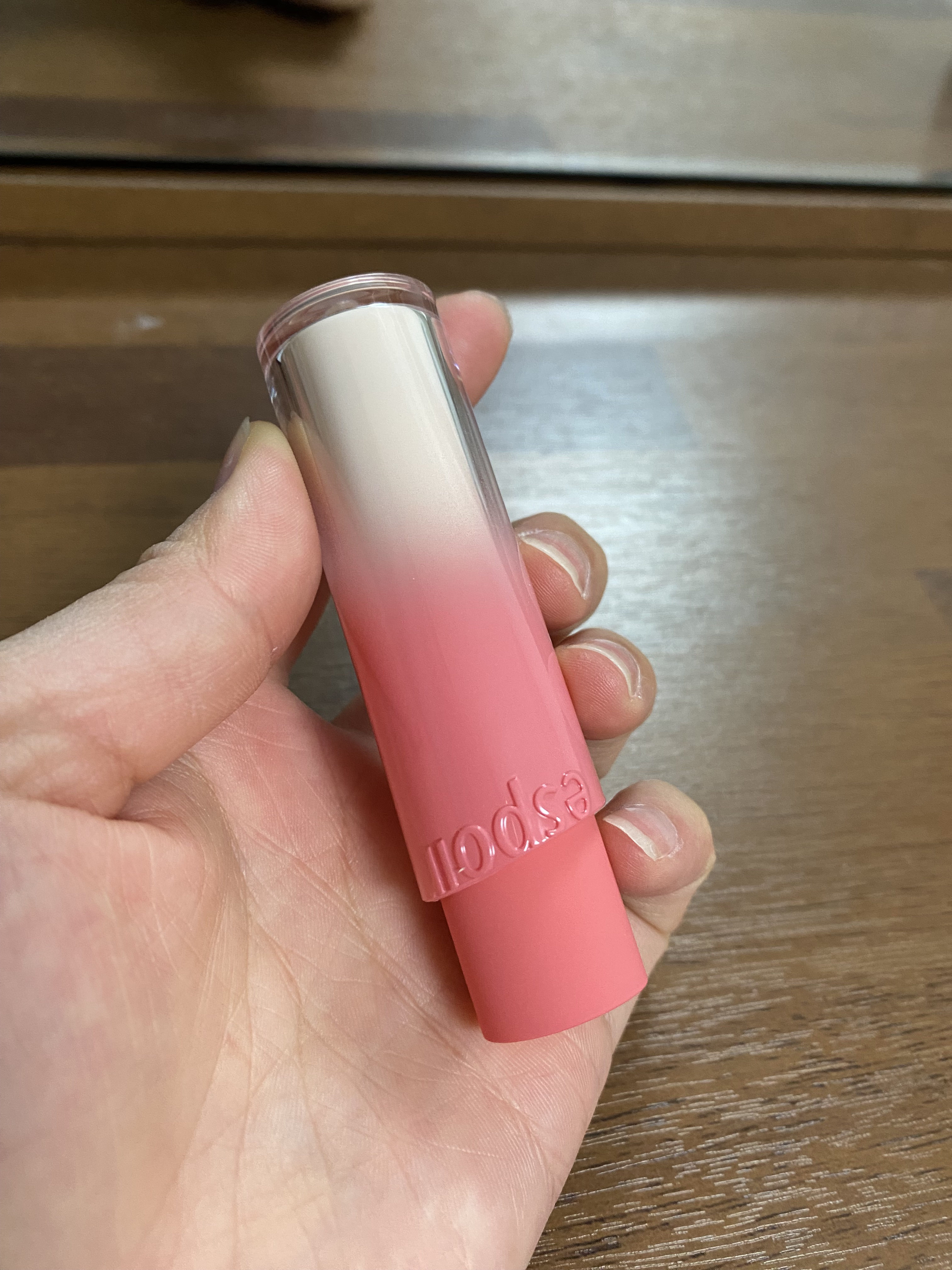 ノーウェアリップスティック バーミンググロー/espoir/口紅を使ったクチコミ（1枚目）