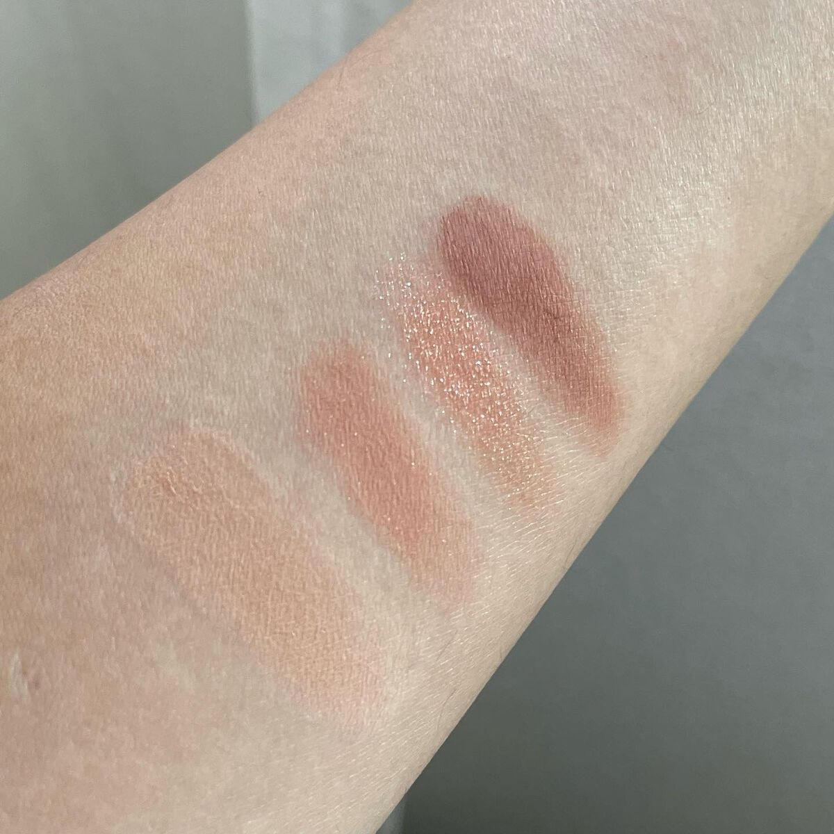 ローカー プレイカラーアイズミニ/ETUDE/アイシャドウパレットを使ったクチコミ(4枚目)