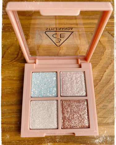 3CE MINI MULTI EYE COLOR PALETTE #DIAMOND GLINT/3CE/アイシャドウパレットを使ったクチコミ（1枚目）